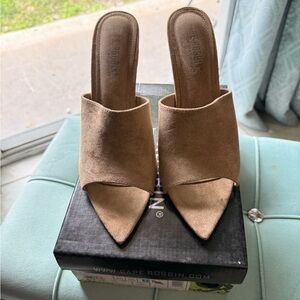 Cape Robbin Nada Khaki Suede